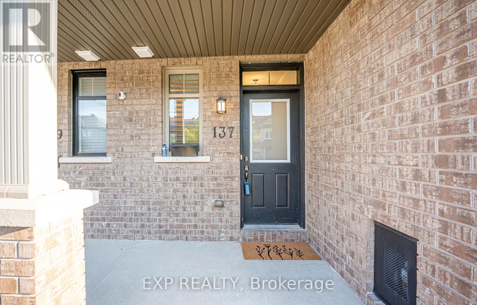 137 Hawkeswood Drive, Ottawa, Ontario  K4M 0E6 - Photo 2 - X12155749