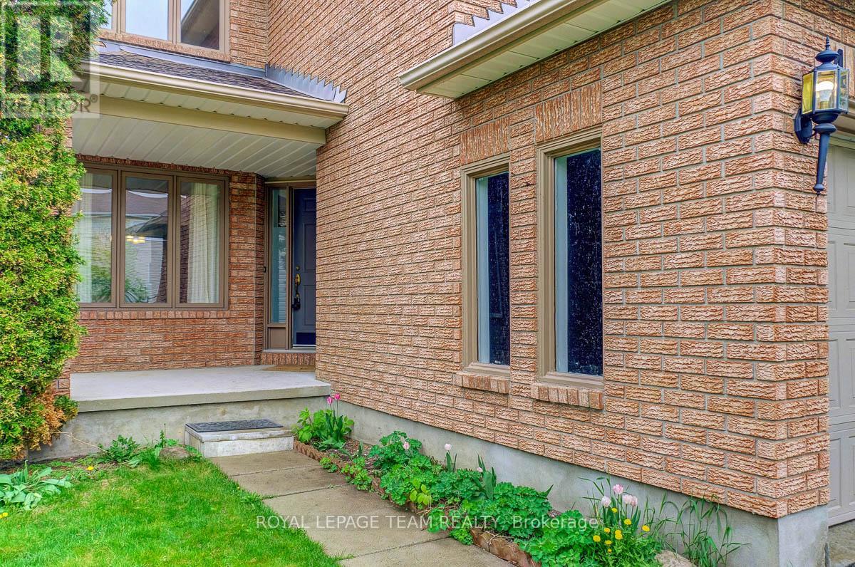 4 Burnley Court, Ottawa, Ontario  K2J 4L5 - Photo 3 - X12155760