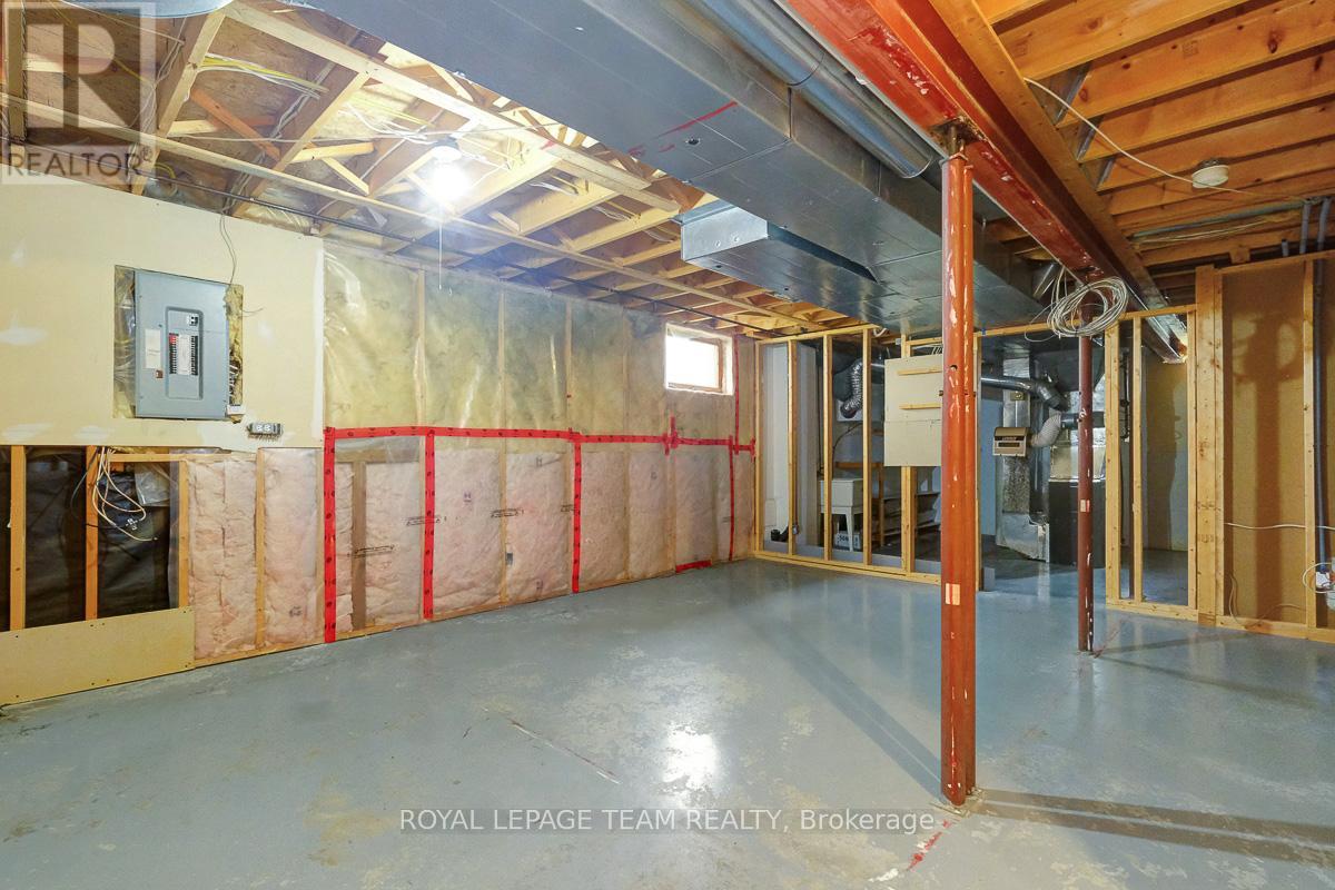 4 Burnley Court, Ottawa, Ontario  K2J 4L5 - Photo 42 - X12155760