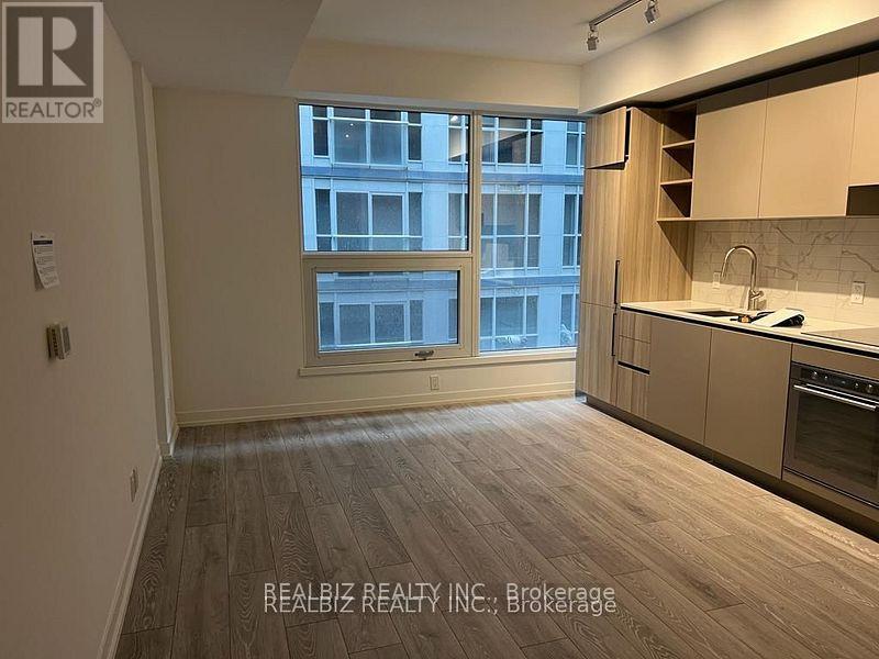 518 - 55 Mercer Street, Toronto, Ontario  M5V 3W2 - Photo 6 - C12155754