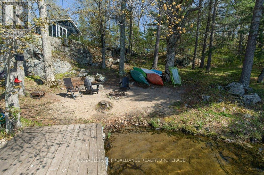 1055b Vilalta Lane, Frontenac, Ontario  K0H 1T0 - Photo 24 - X12153961