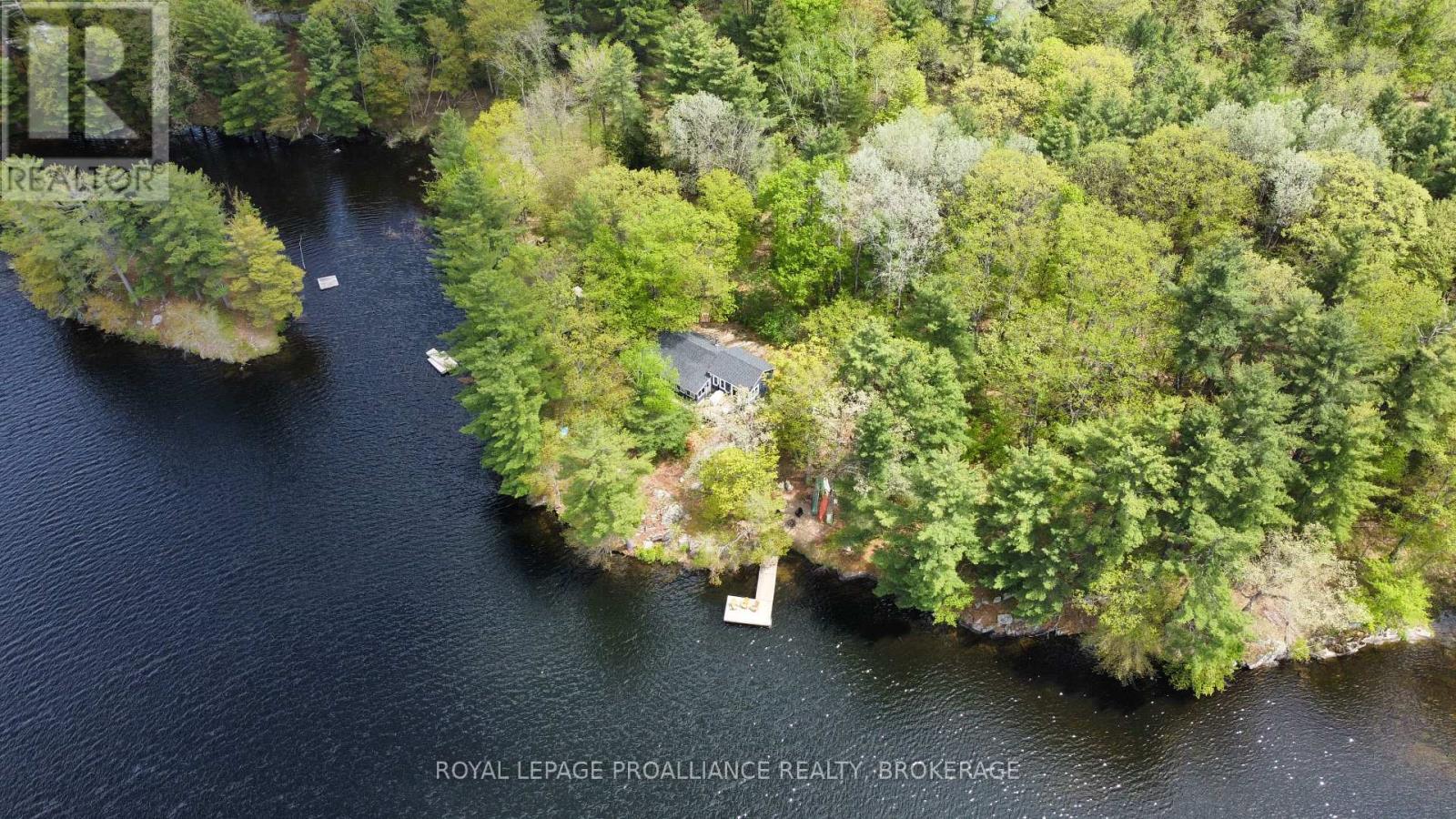 1055b Vilalta Lane, Frontenac, Ontario  K0H 1T0 - Photo 41 - X12153961