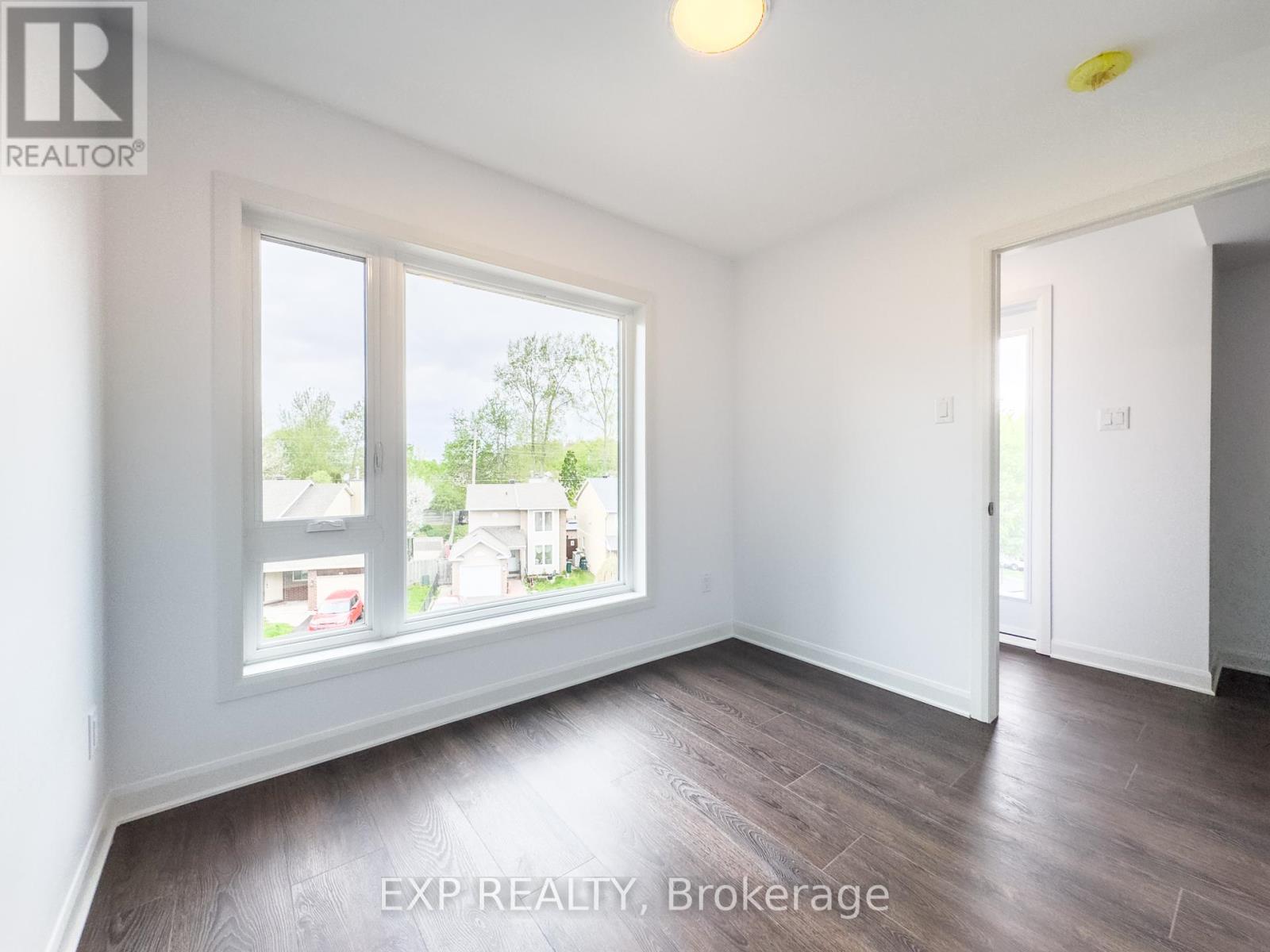 C - 25 Fair Oaks Crescent, Ottawa, Ontario  K2G 4W6 - Photo 13 - X12155770