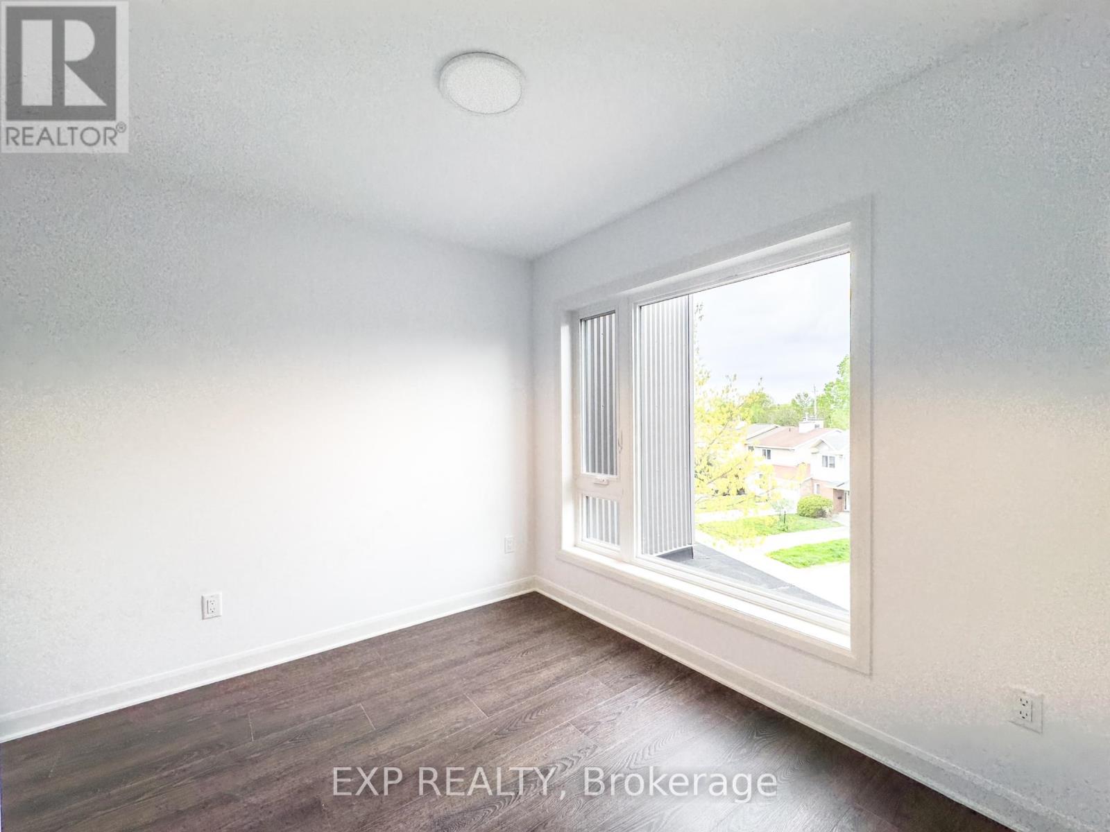 C - 25 Fair Oaks Crescent, Ottawa, Ontario  K2G 4W6 - Photo 15 - X12155770