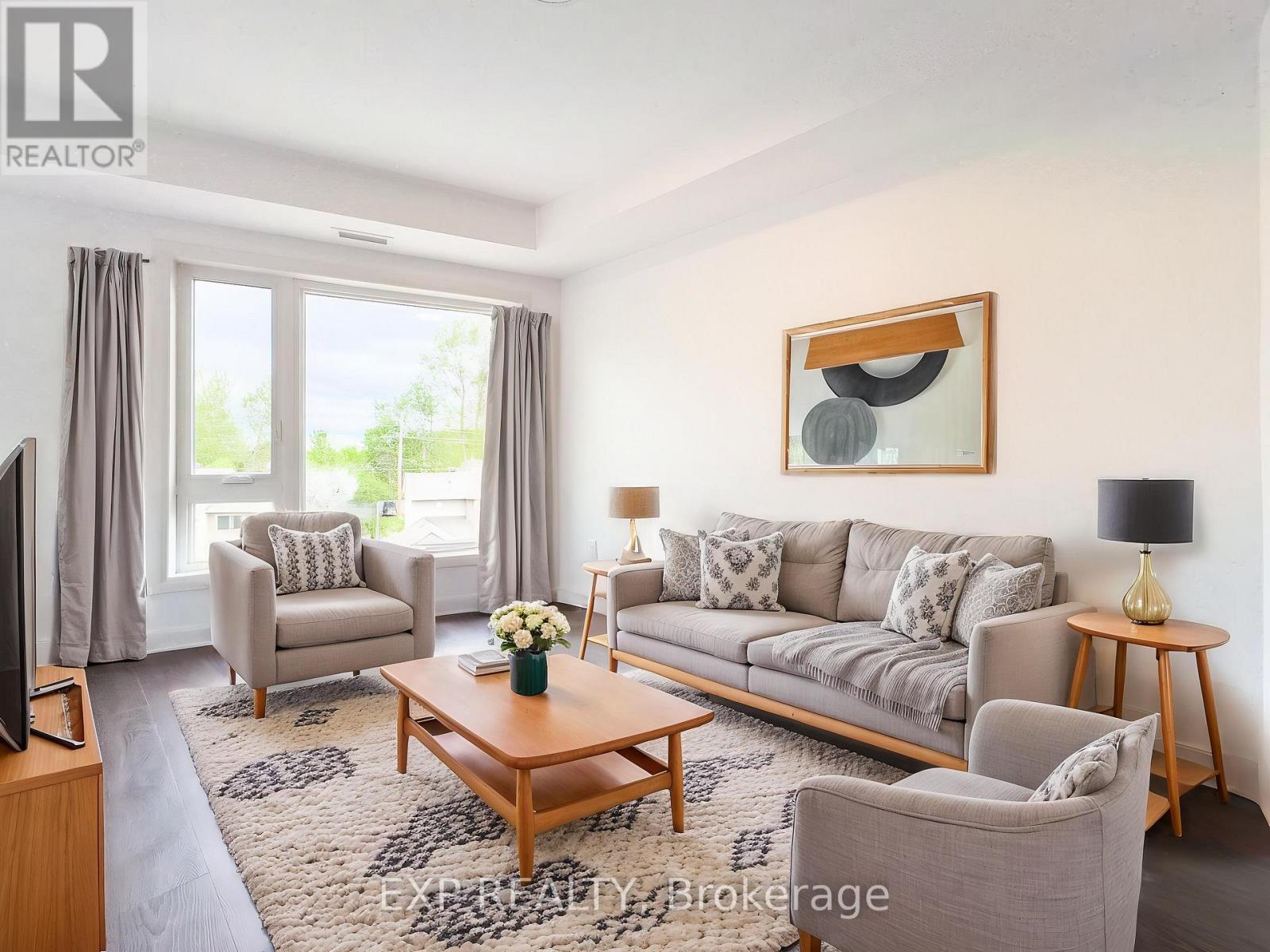 A - 25 Fair Oaks Crescent, Ottawa, Ontario  K2G 4W6 - Photo 11 - X12155771