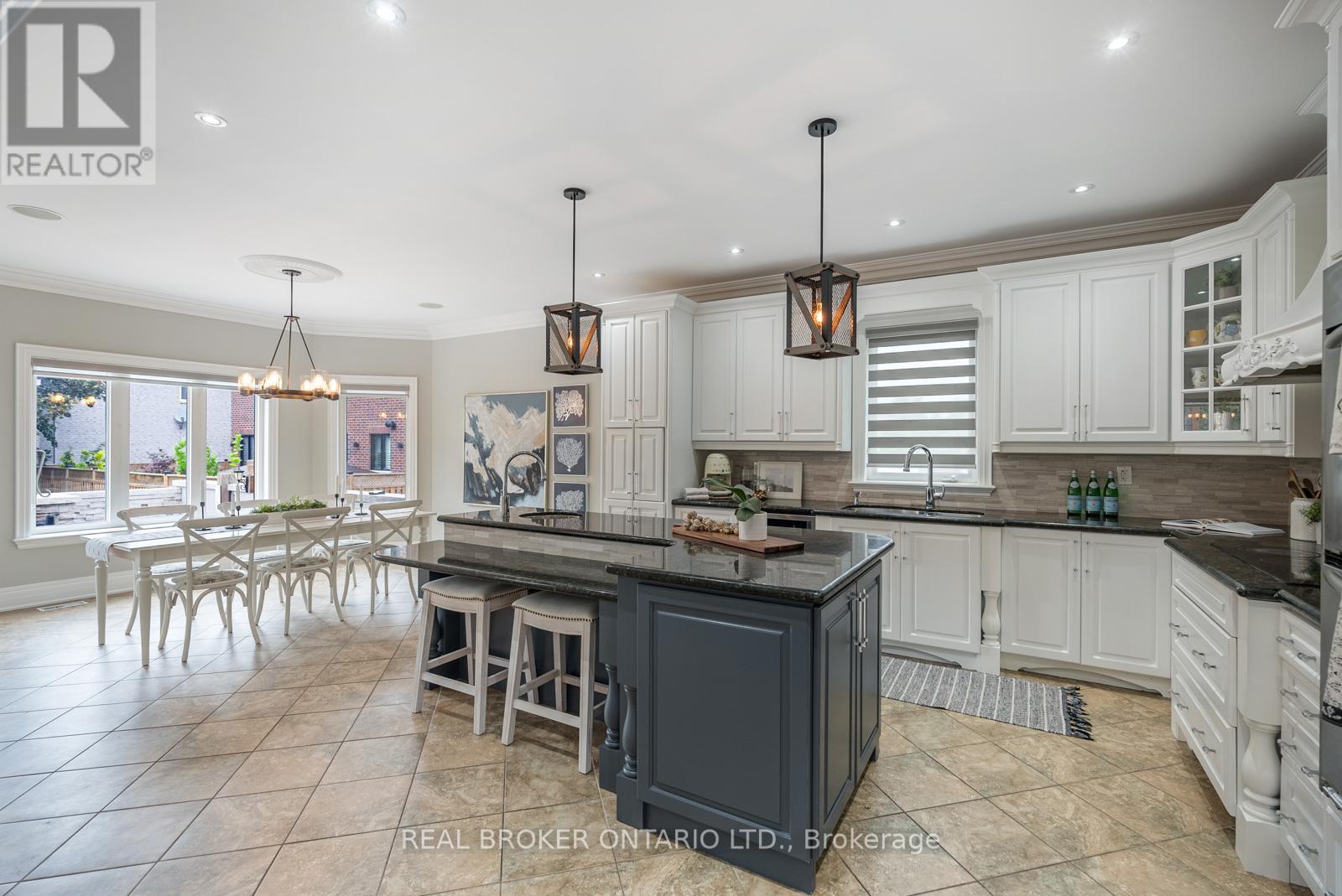 294 Sunset Beach Road, Richmond Hill, Ontario  L4E 3H2 - Photo 10 - N12155787