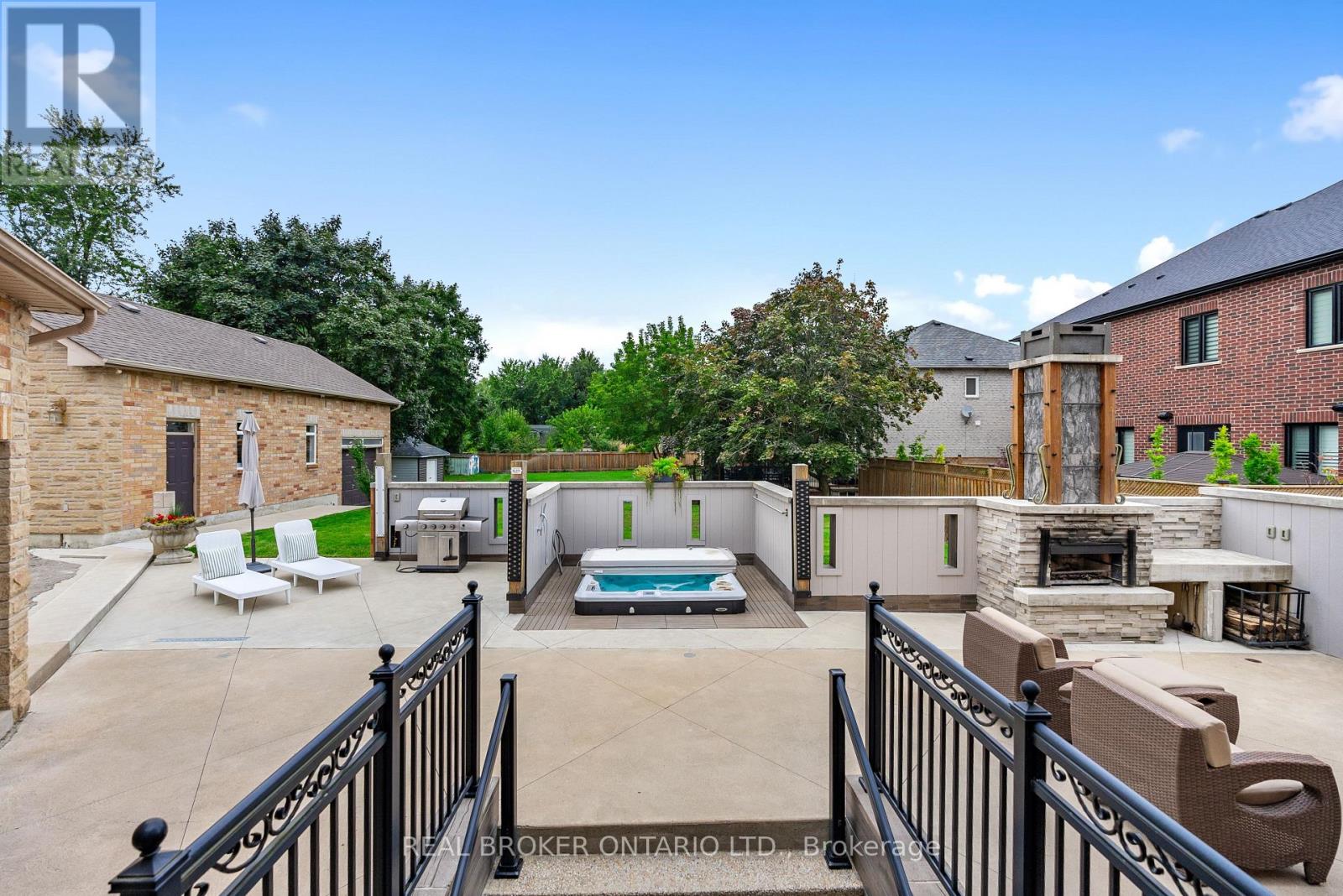 294 Sunset Beach Road, Richmond Hill, Ontario  L4E 3H2 - Photo 39 - N12155787