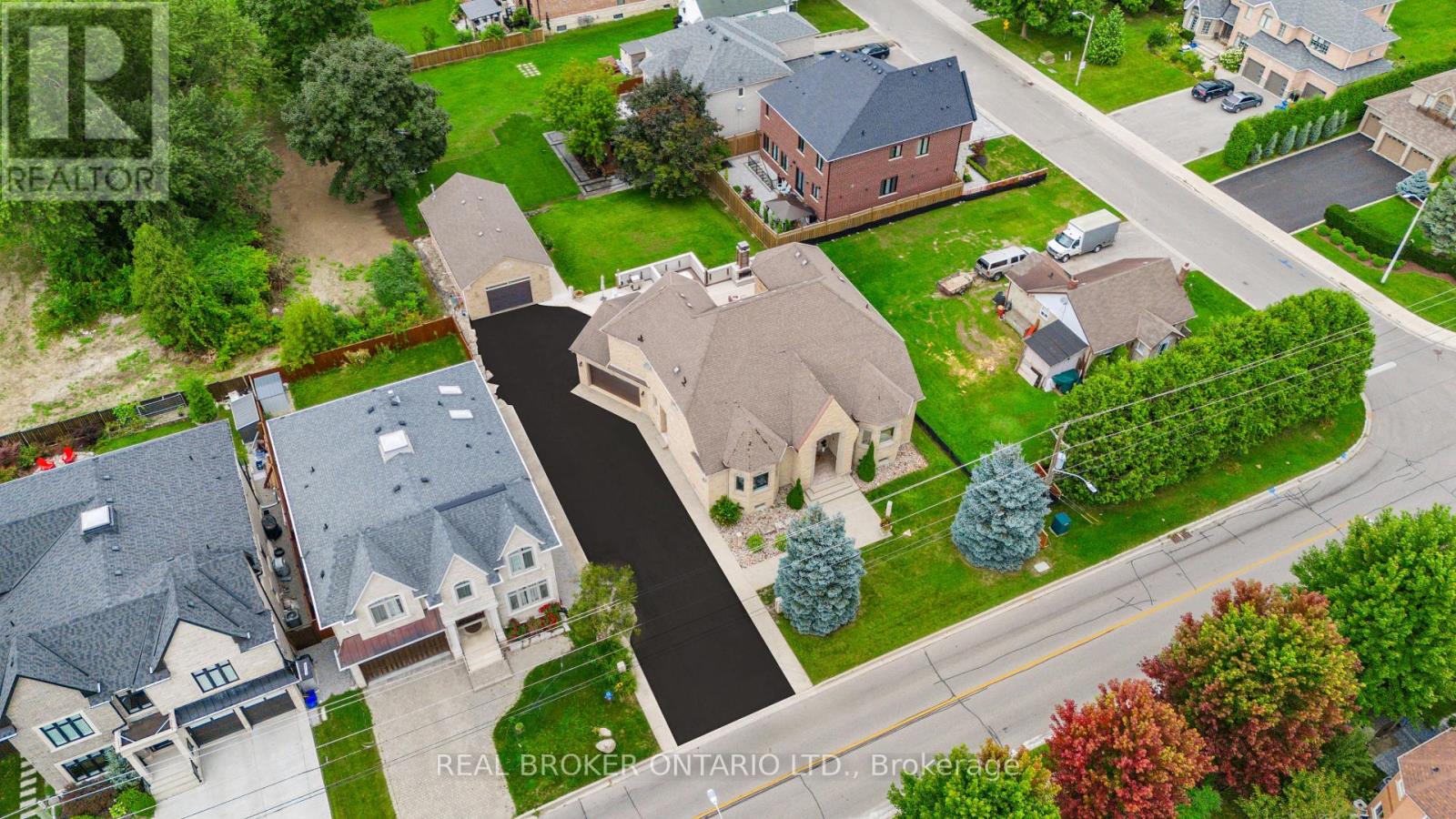 294 Sunset Beach Road, Richmond Hill, Ontario  L4E 3H2 - Photo 44 - N12155787