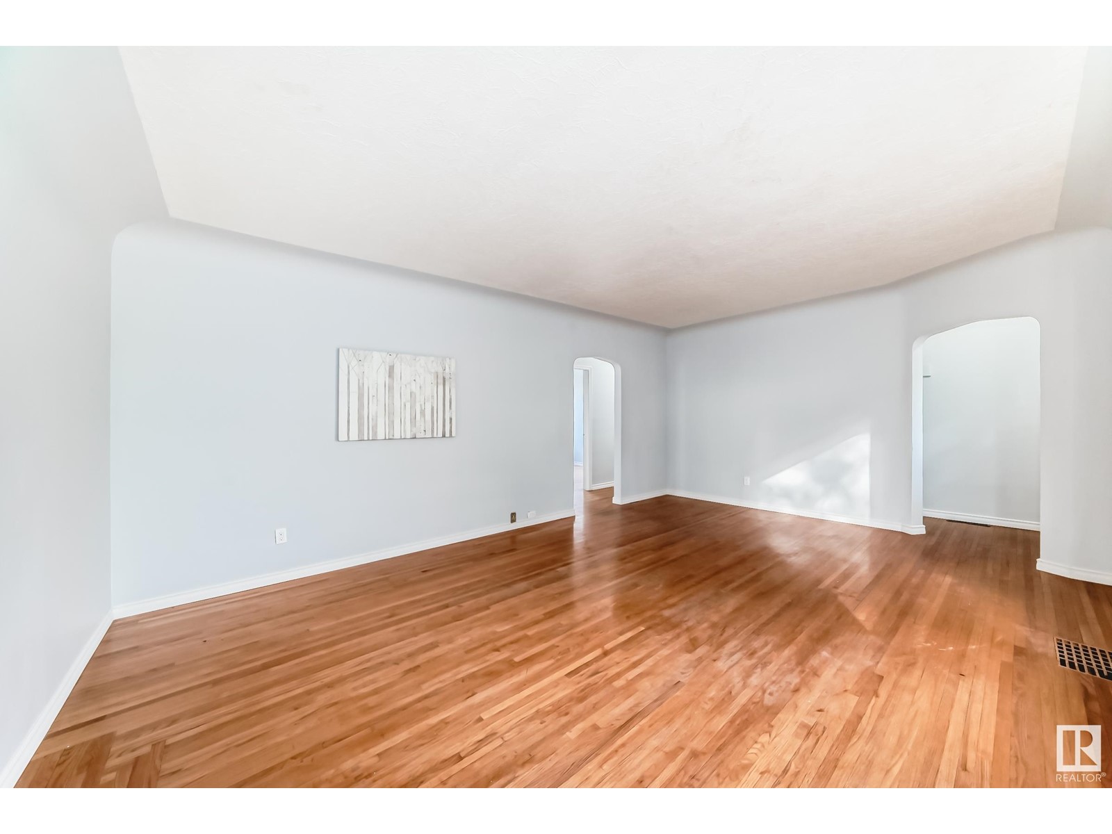 Property at 13003 SHERBROOKE AV NW image 5