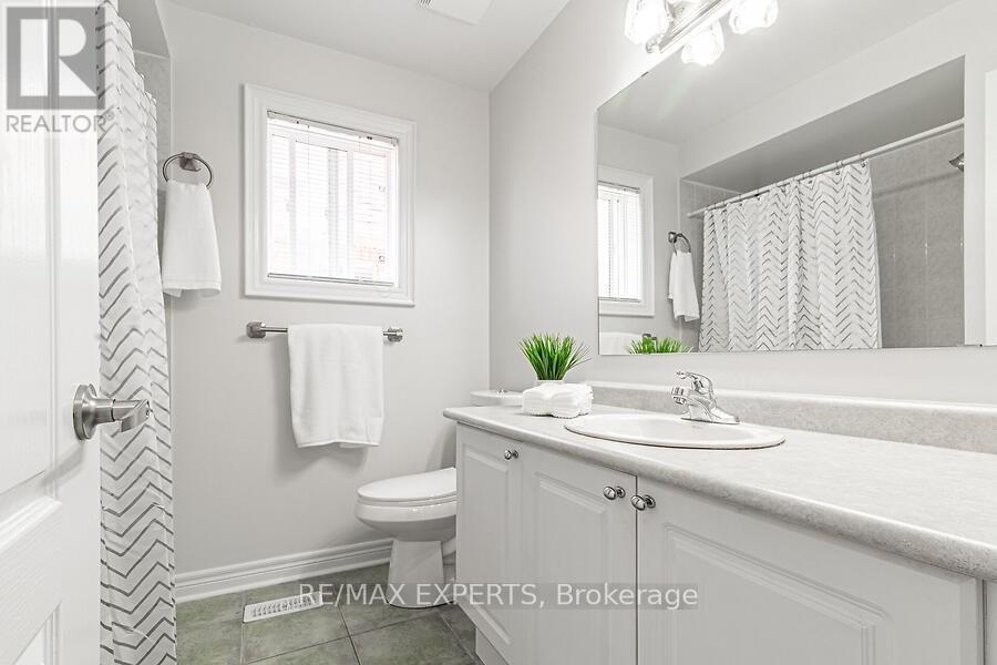 19 Sandway Drive, Brampton, Ontario  L7A 2T9 - Photo 26 - W12155778