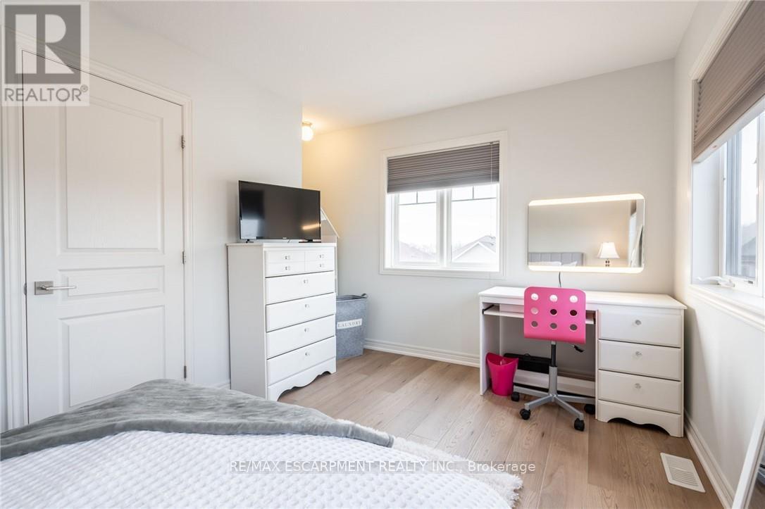 1 - 247 Festival Way, Hamilton, Ontario  L0R 1C0 - Photo 27 - X12155777