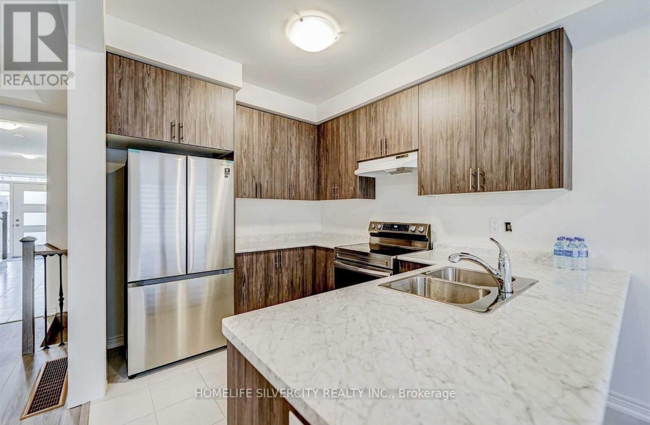 21 Westfield Crescent, Hamilton, Ontario  L8B 1Y1 - Photo 11 - X12155780