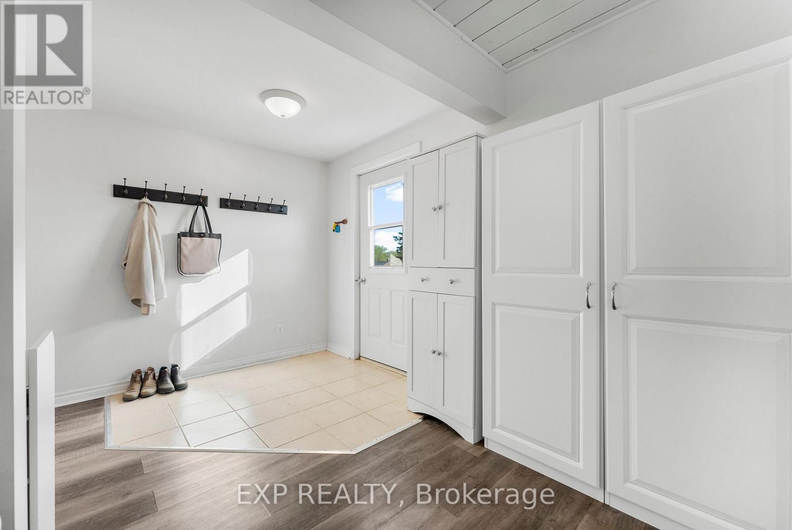 520 Fortington Street, Renfrew, Ontario  K7V 1E2 - Photo 6 - X12155803