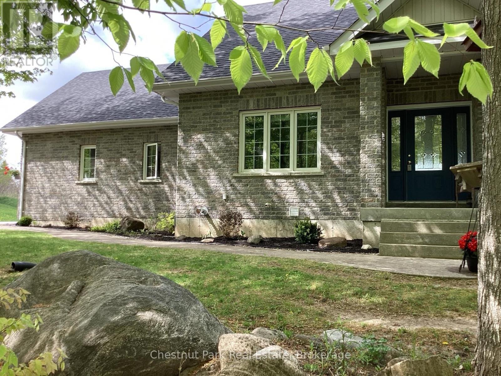 28 BOYD CRESCENT, Oro-Medonte, Ontario