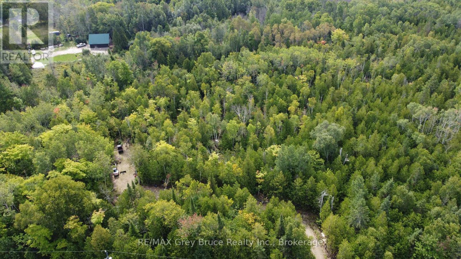 41 Noble Drive, Northern Bruce Peninsula, Ontario  N0H 1Z0 - Photo 12 - X12155812