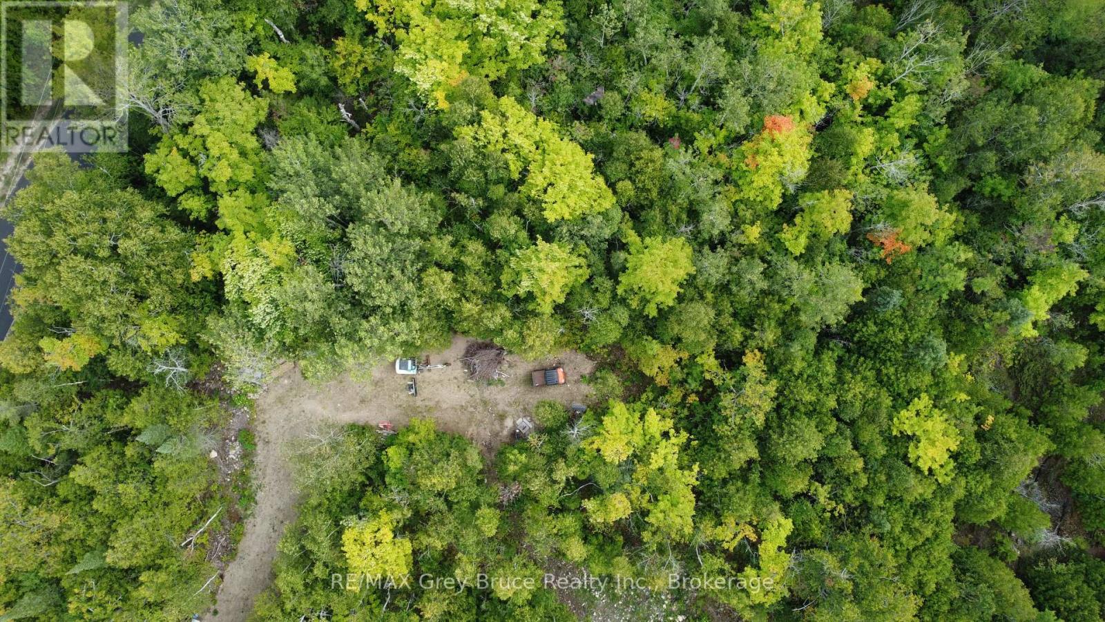 41 Noble Drive, Northern Bruce Peninsula, Ontario  N0H 1Z0 - Photo 24 - X12155812