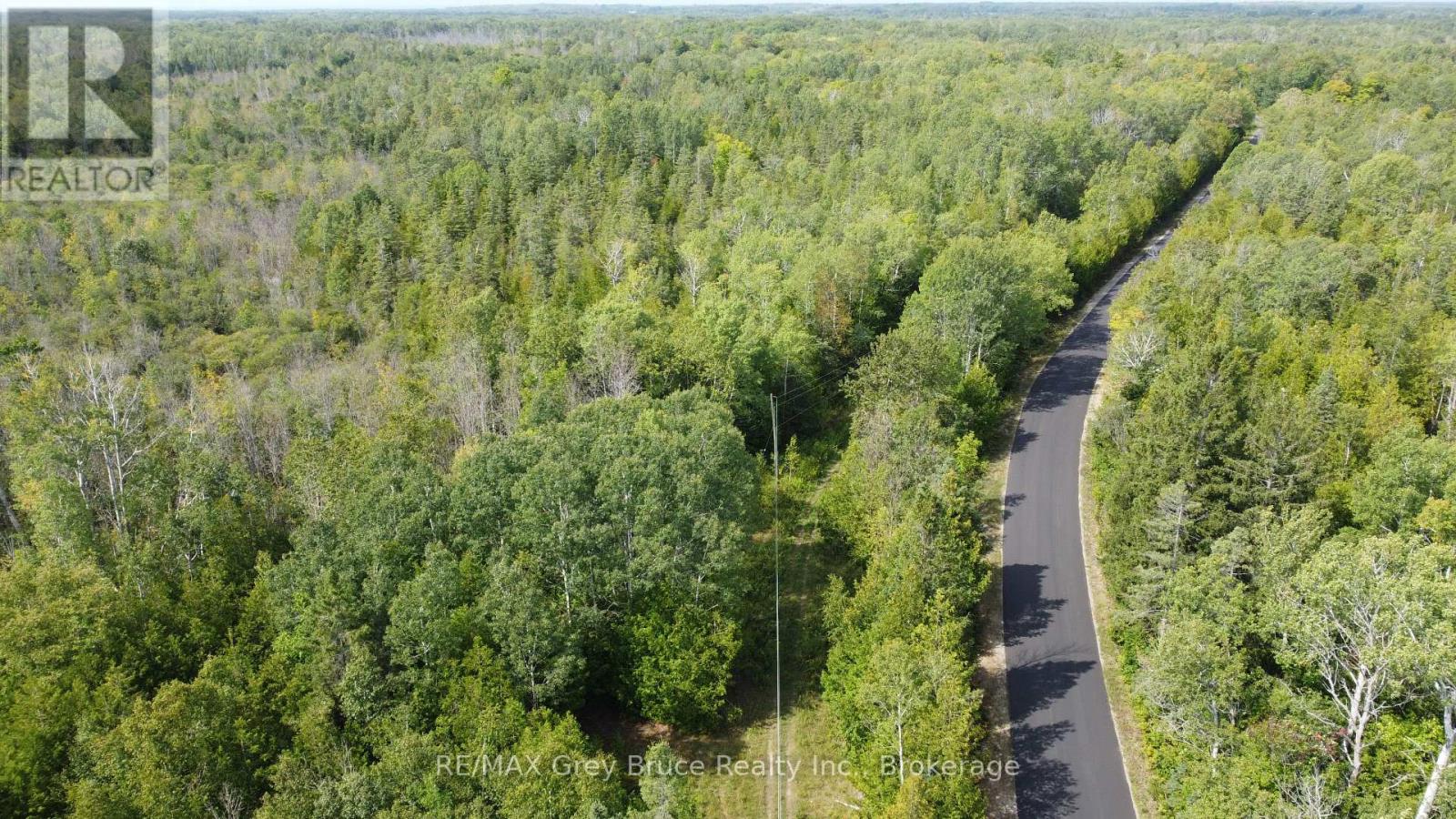 41 Noble Drive, Northern Bruce Peninsula, Ontario  N0H 1Z0 - Photo 5 - X12155812