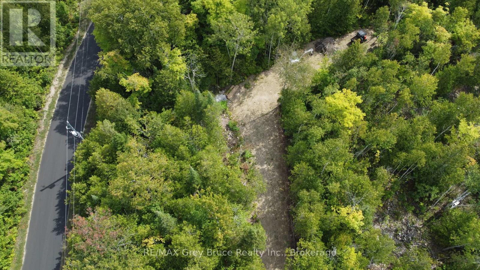 41 Noble Drive, Northern Bruce Peninsula, Ontario  N0H 1Z0 - Photo 8 - X12155812