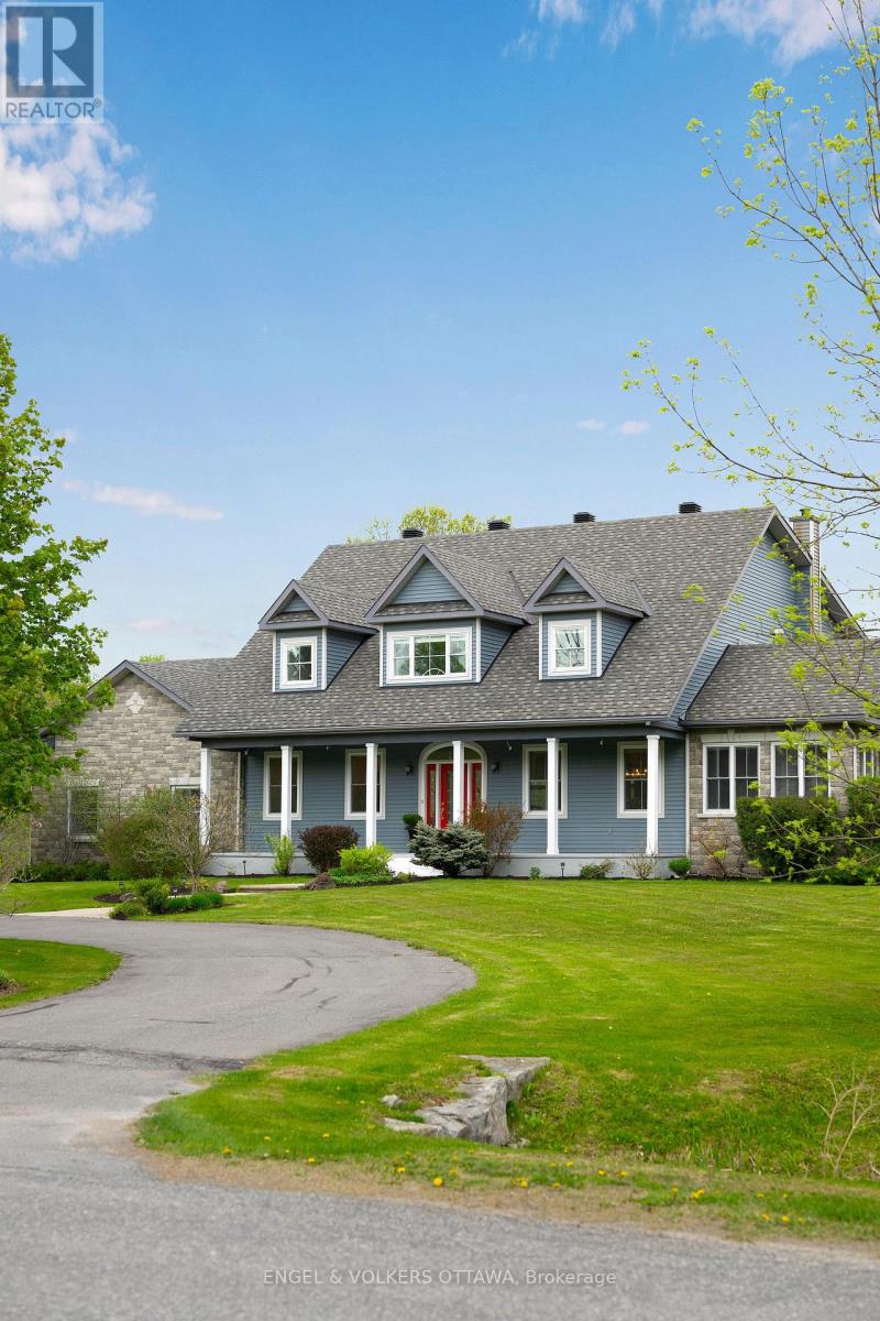 1422 Houston Crescent, Ottawa, Ontario  K2W 1B6 - Photo 1 - X12155813
