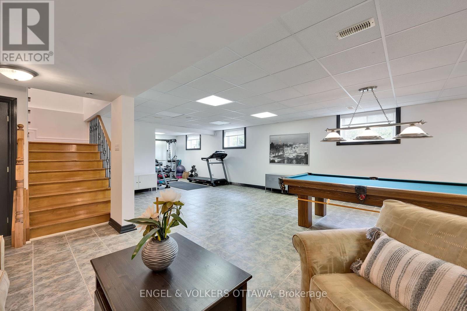 1422 Houston Crescent, Ottawa, Ontario  K2W 1B6 - Photo 42 - X12155813