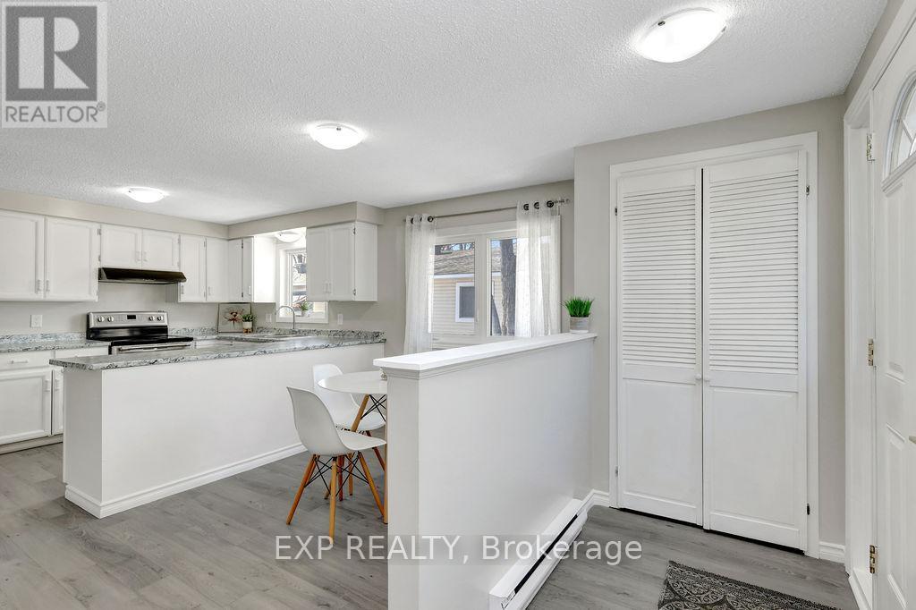 6588 Vista John, Ottawa, Ontario  K4P 1C8 - Photo 4 - X12155815