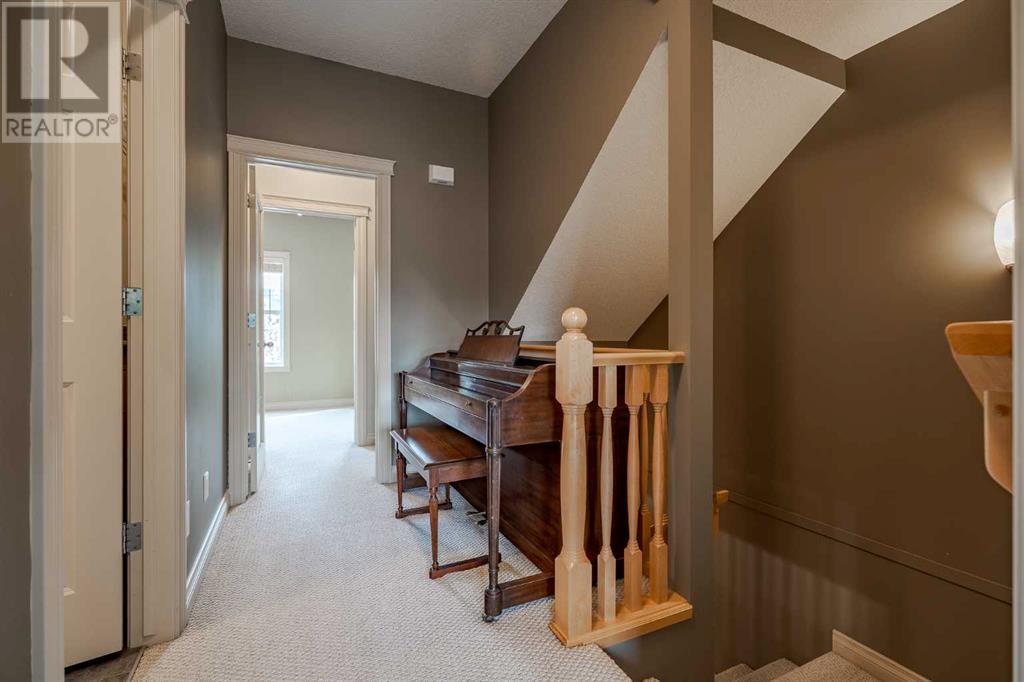 211 Ypres Green Sw, Calgary, Alberta  T2T 6M4 - Photo 19 - A2221793