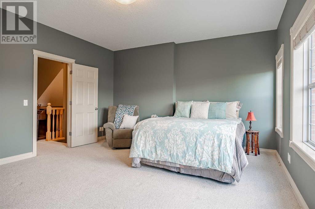 211 Ypres Green Sw, Calgary, Alberta  T2T 6M4 - Photo 22 - A2221793