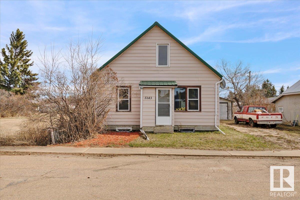 Property at 5143 50 ST image 1