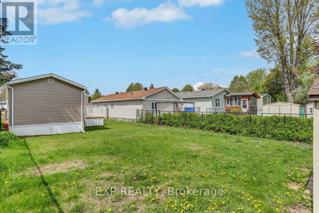 1027 Vista Barrett, Ottawa, Ontario  K4P 1C8 - Photo 22 - X12155820
