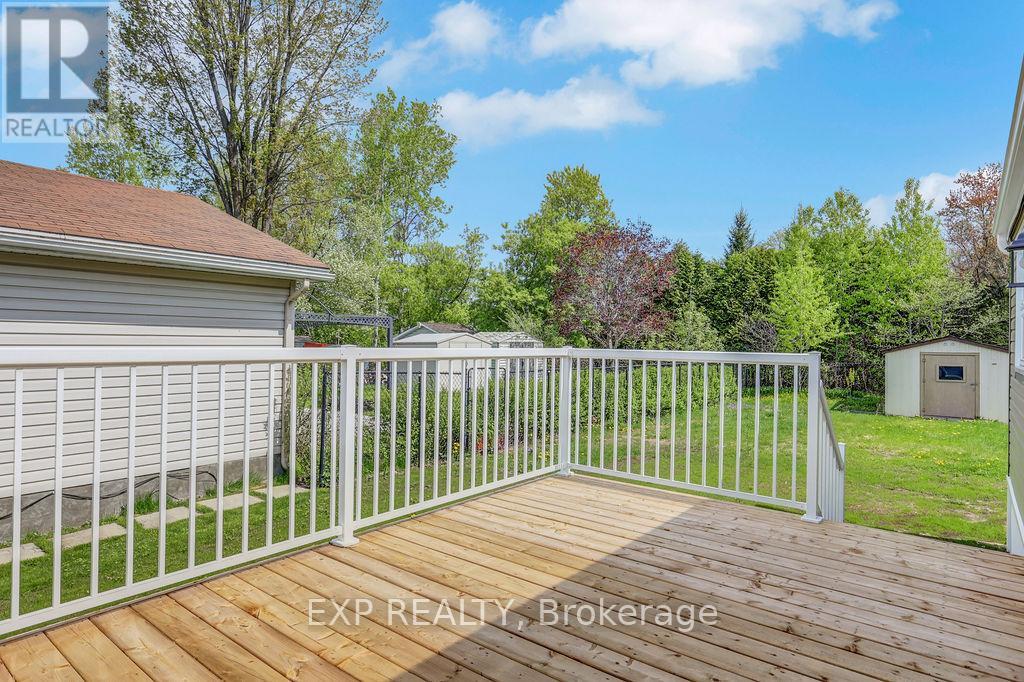 1027 Vista Barrett, Ottawa, Ontario  K4P 1C8 - Photo 25 - X12155820
