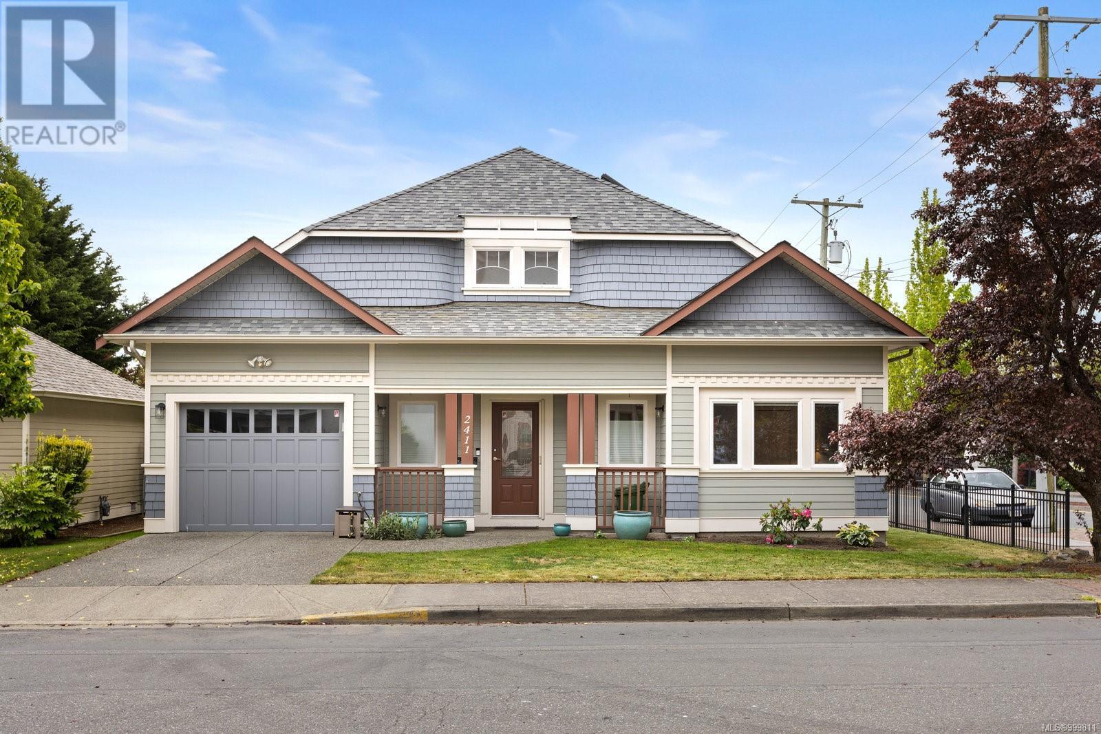 Property at 2411 Oakville Ave image 1