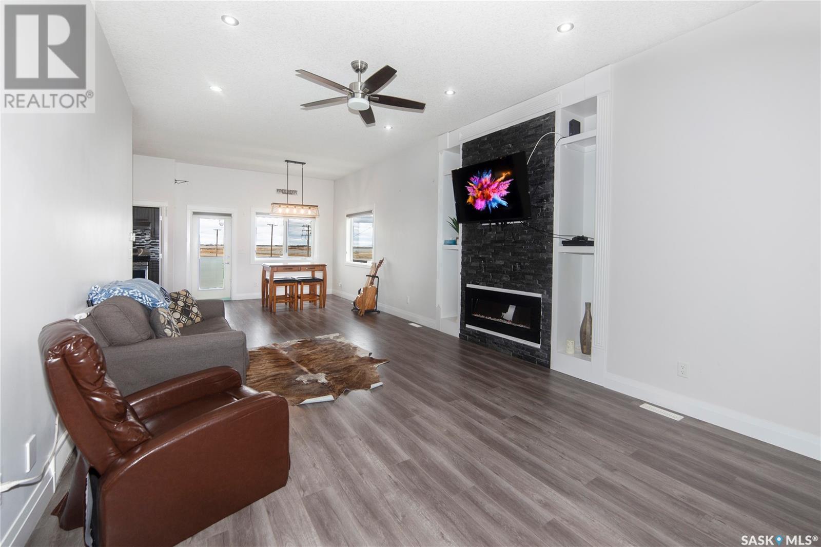 Property at 663 Kenaschuk CRESCENT image 5