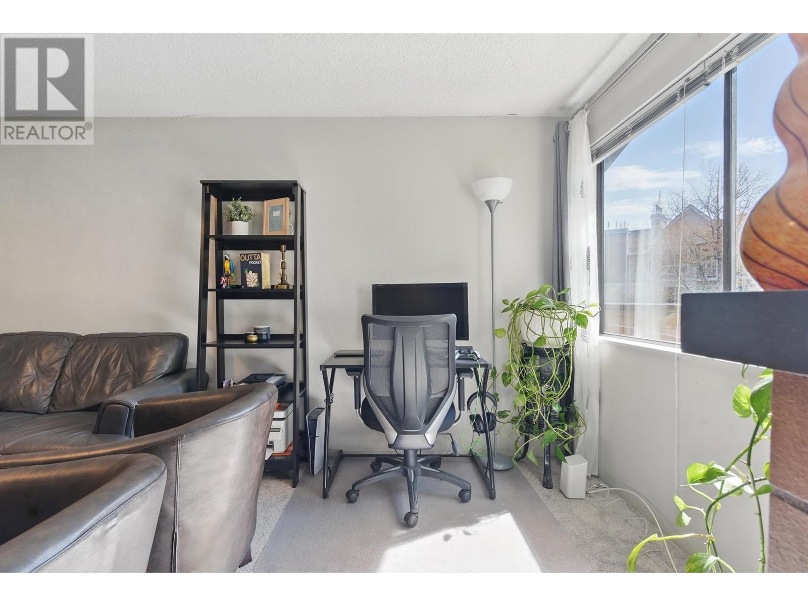 215 7297 Moffatt Road, Richmond, British Columbia  V6Y 3E6 - Photo 3 - R2990993