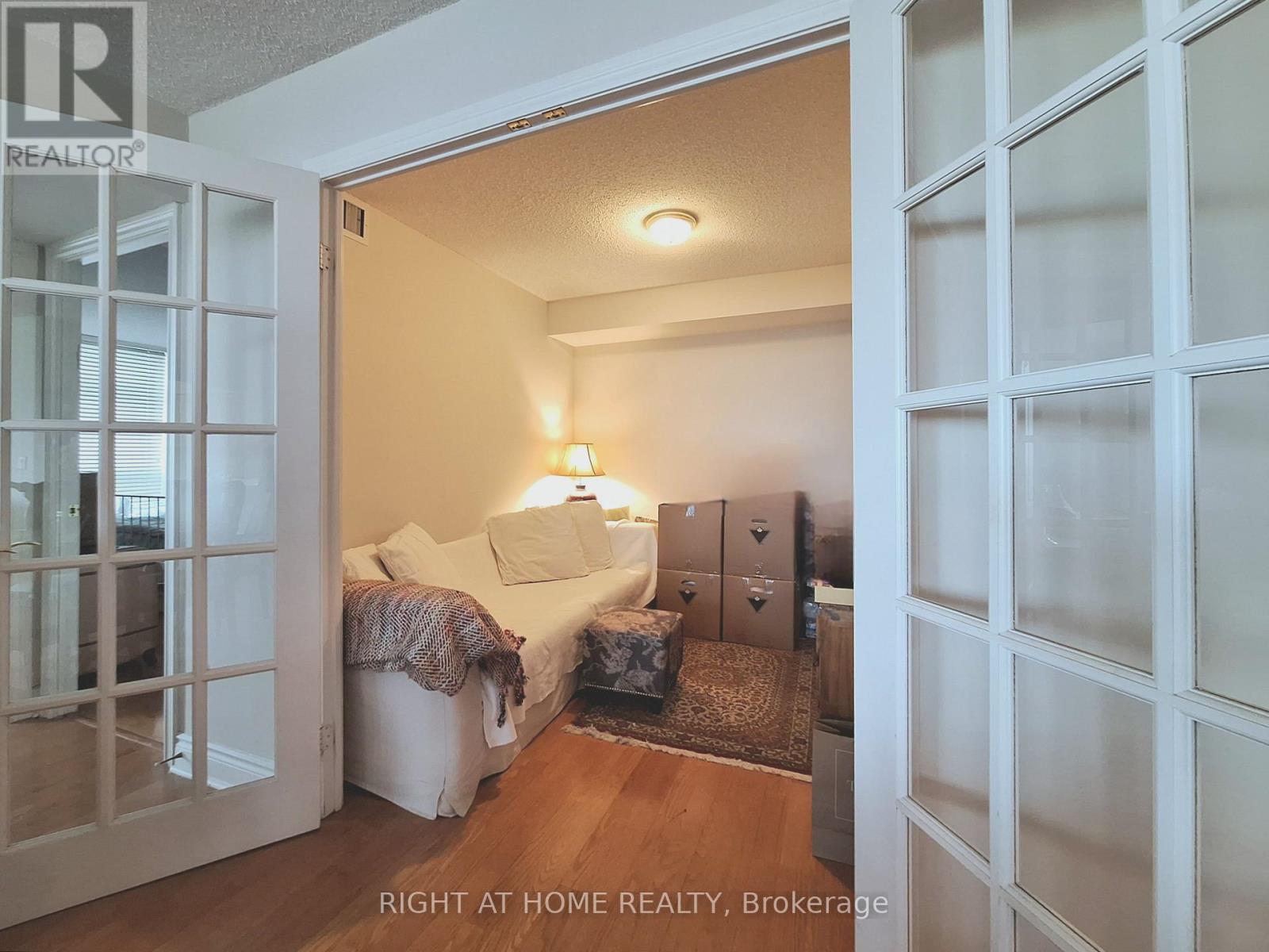 606 - 880 Grandview Way, Toronto, Ontario  M2N 7B2 - Photo 11 - C12144460