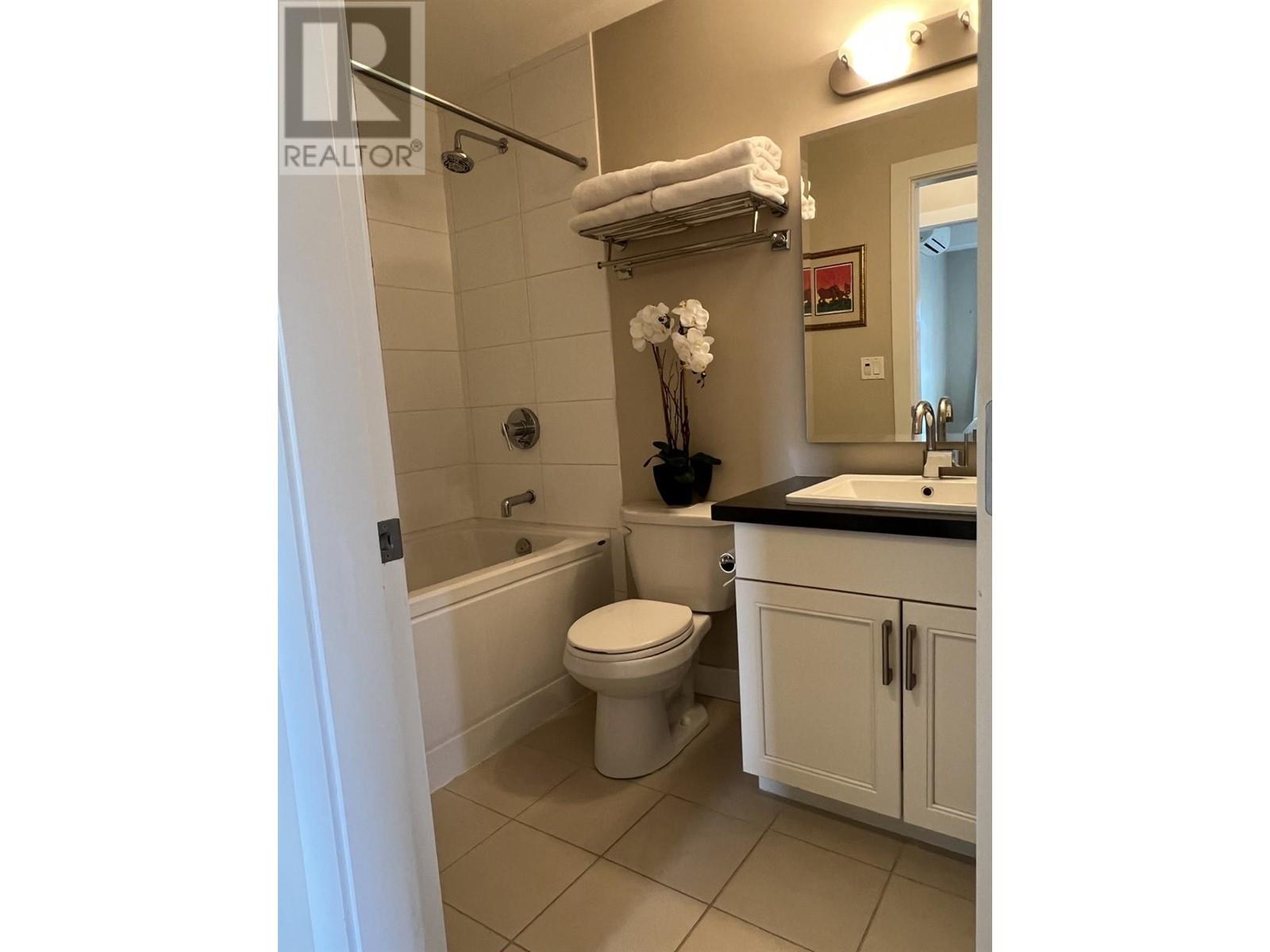 3211 Skyview Lane Unit# 203, West Kelowna, British Columbia  V4T 3J3 - Photo 21 - 10348184