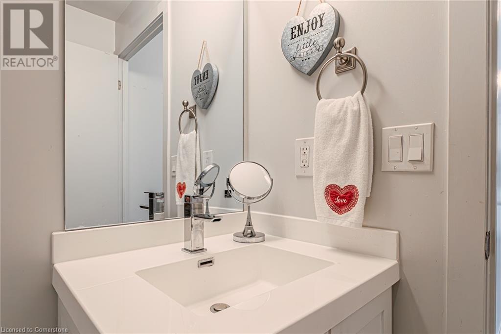 2093 Fairview Street Unit# 809, Burlington, Ontario  L7R 0E6 - Photo 14 - 40729835