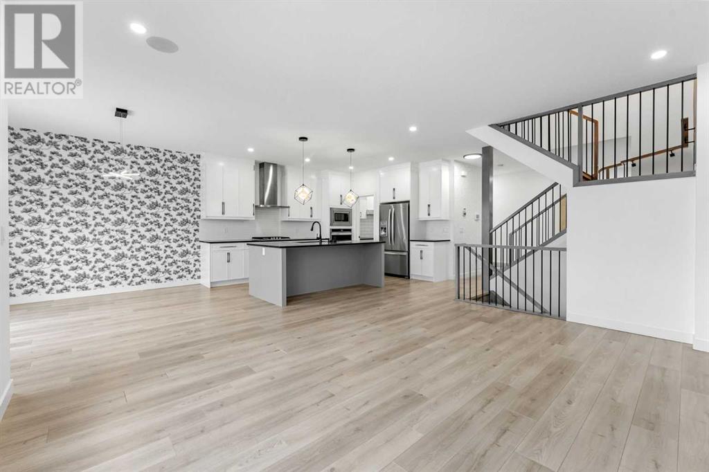 Property at 126 Creekside Way SW image 1