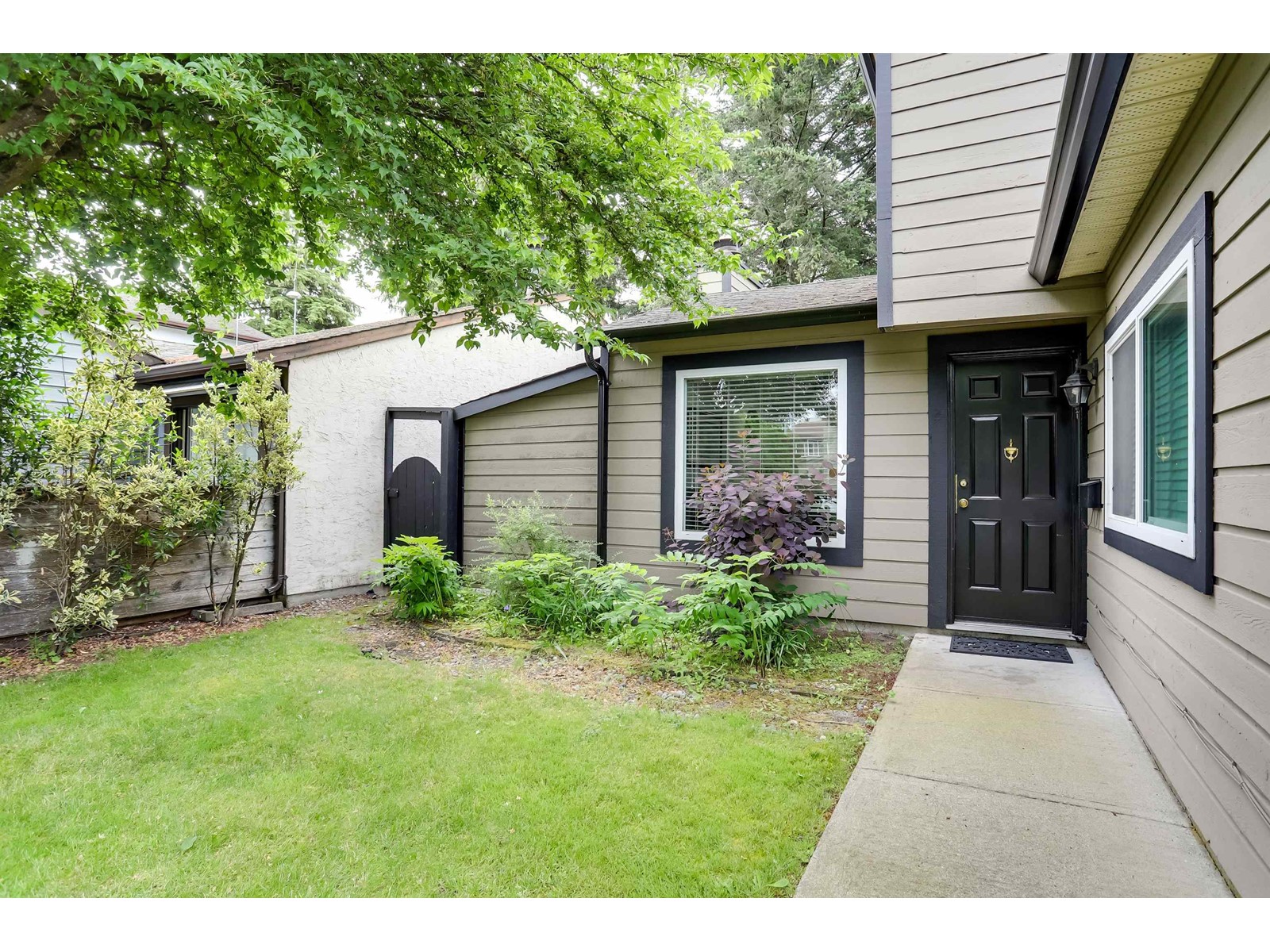 Property at 12480 78 AVENUE image 3