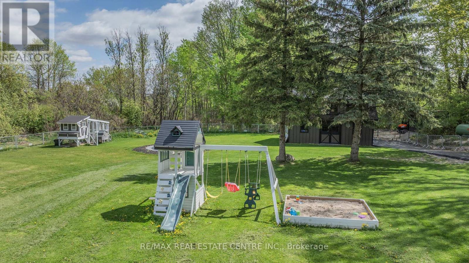 17365 10th Concession, King, Ontario  L0G 1T0 - Photo 39 - N12155857