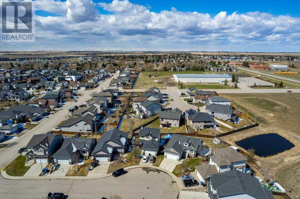 8 Bondar Gate, Carstairs, Alberta  T0M 0N0 - Photo 4 - A2213376