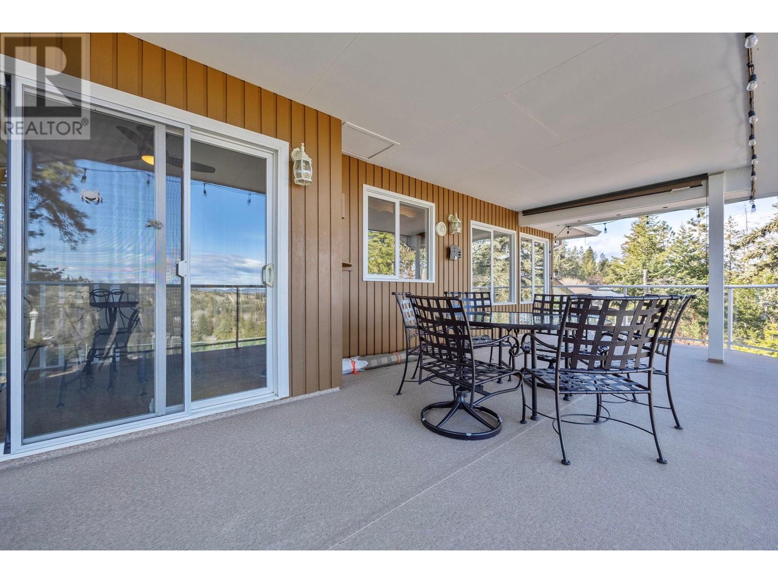 Property at 834 Steele Road image 2