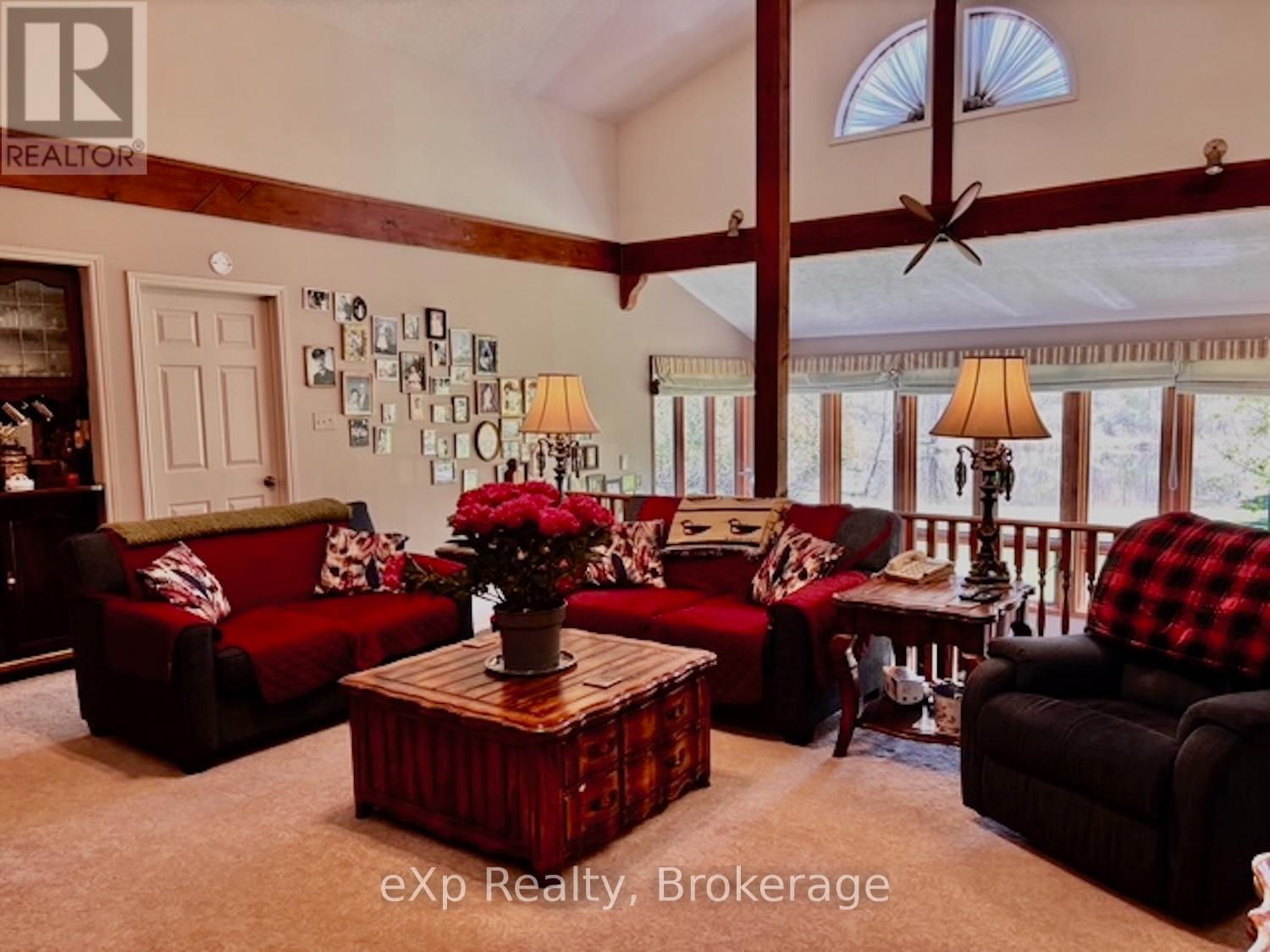 522623 Welbeck Road N, West Grey, Ontario  N0G 1R0 - Photo 28 - X12155773