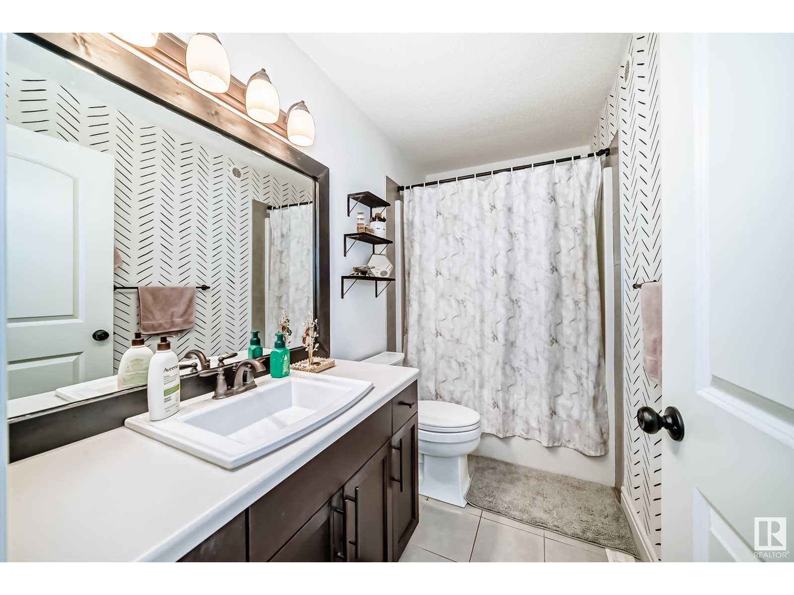 2181 Trumpeter Wy Nw, Edmonton, Alberta  T5S 0K2 - Photo 39 - E4437081