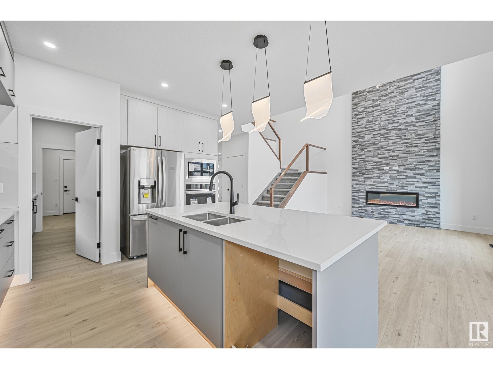 297 Meadowview Dr, Fort Saskatchewan, Alberta  T8L 1Y4 - Photo 11 - E4437094