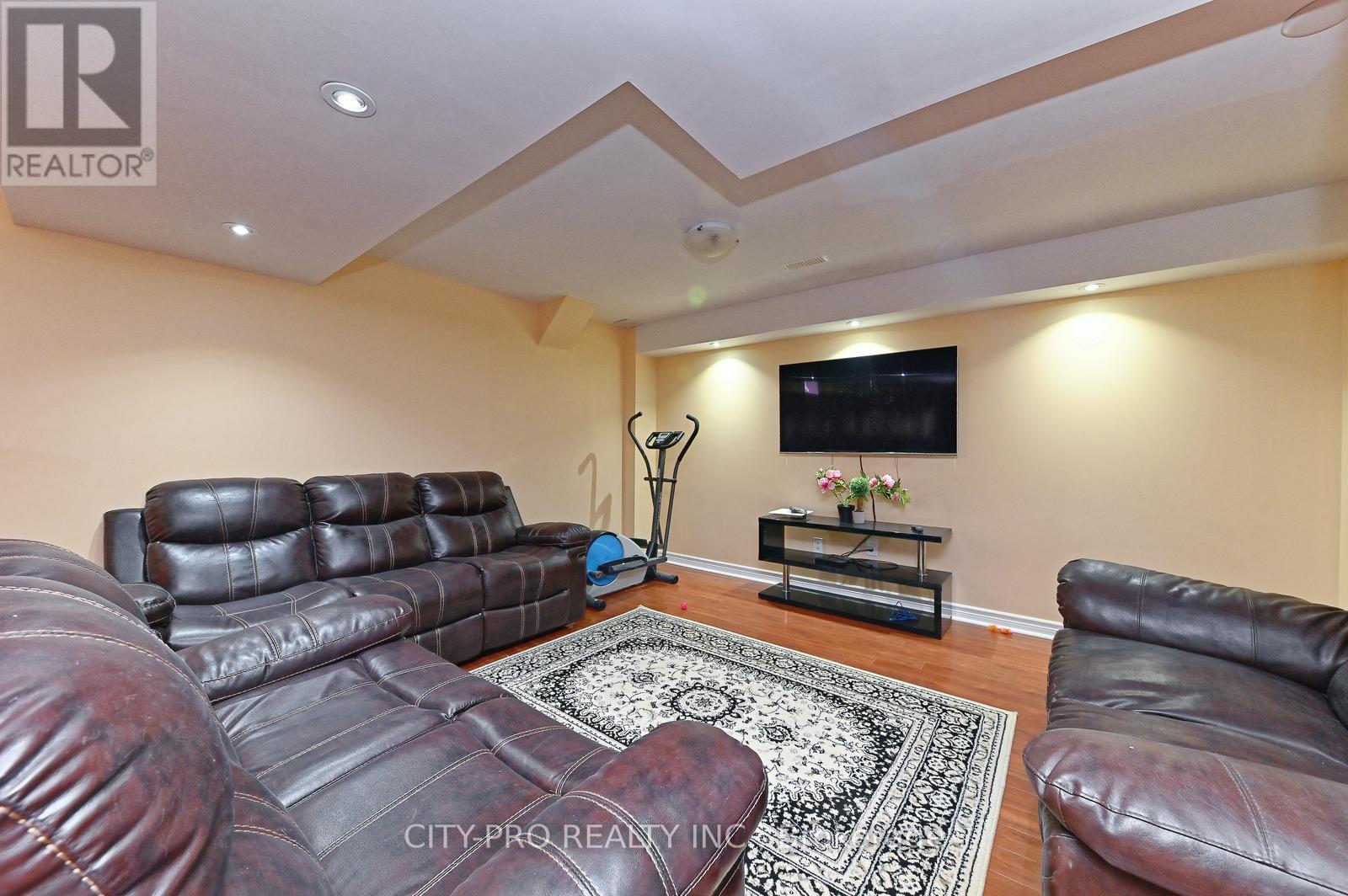 7302 Rosehurst Drive, Mississauga (Lisgar), Ontario  L5N 8H1 - Photo 40 - W12148784
