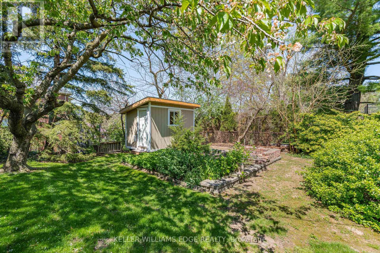 123 Lynn Court, Burlington, Ontario  L7T 1B3 - Photo 40 - W12155162