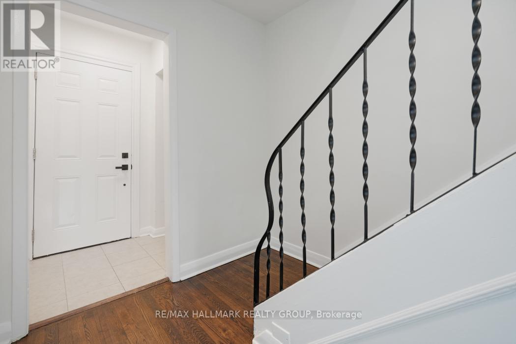 Property at 1385/87 MORISSET AVENUE image 3