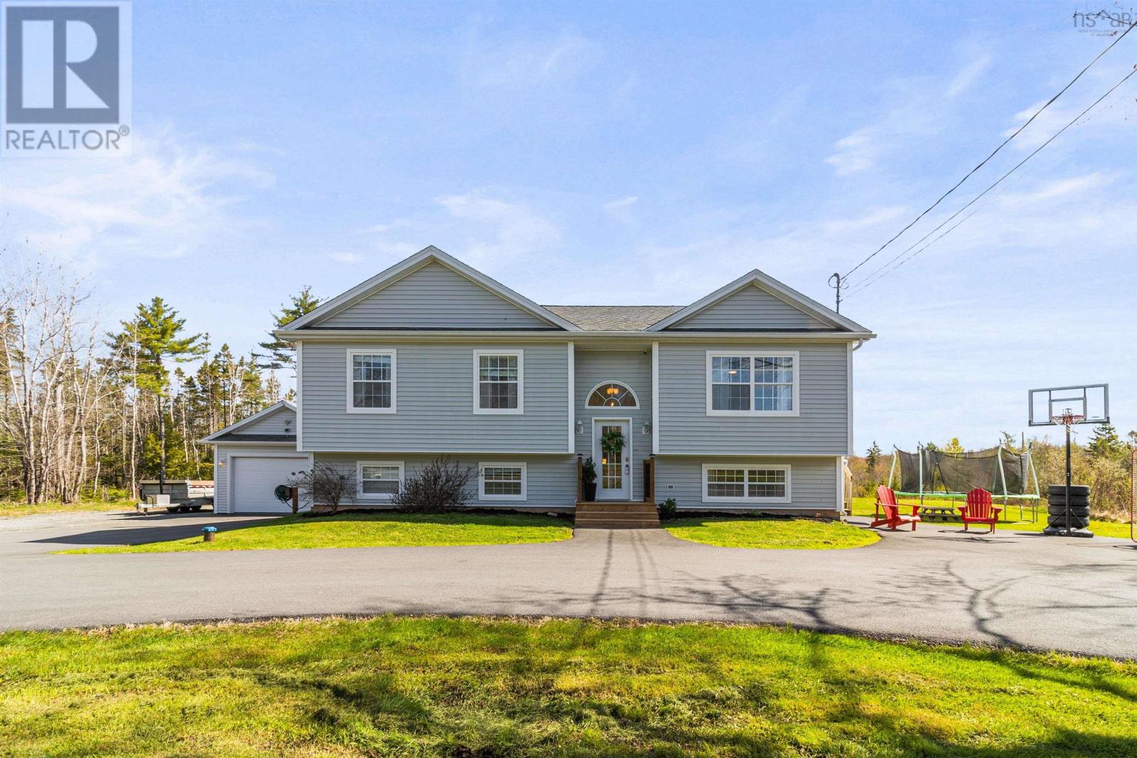 Property at 5 Keigan Drive image 2