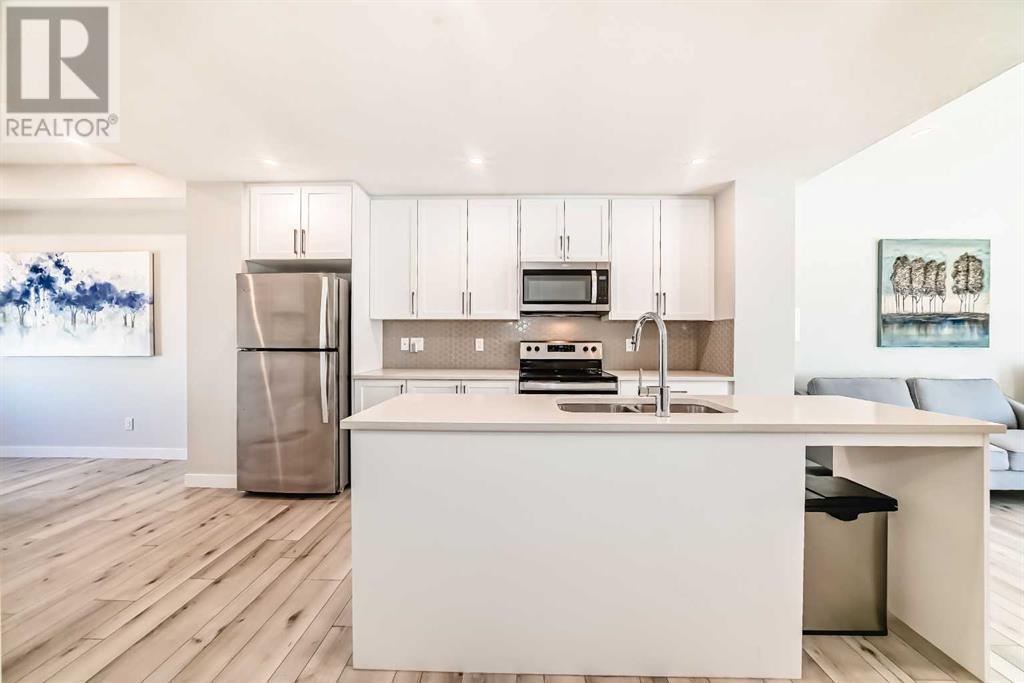 Property at 183 Les Jardins Park SE image 2