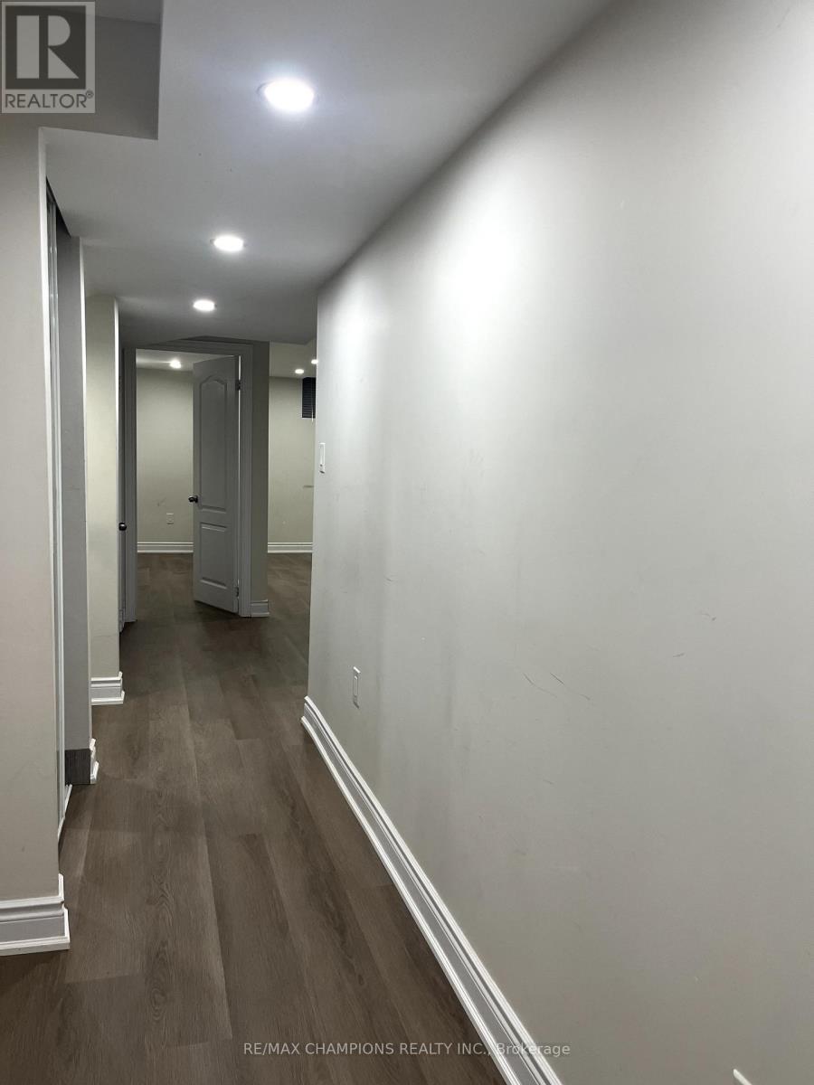 19 PENTONVILLE ROAD, Brampton, Ontario